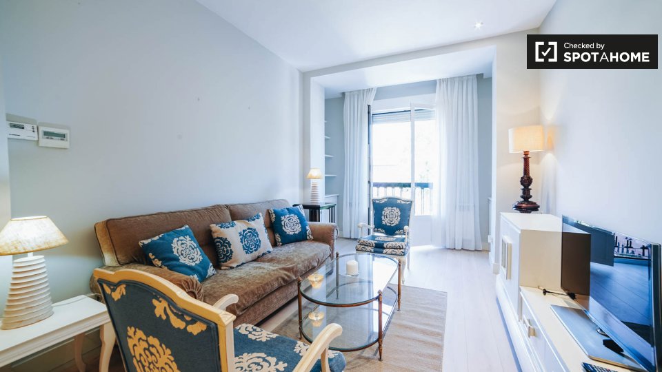 Apartment Madrid, 1 bed, 80m² — photo 1