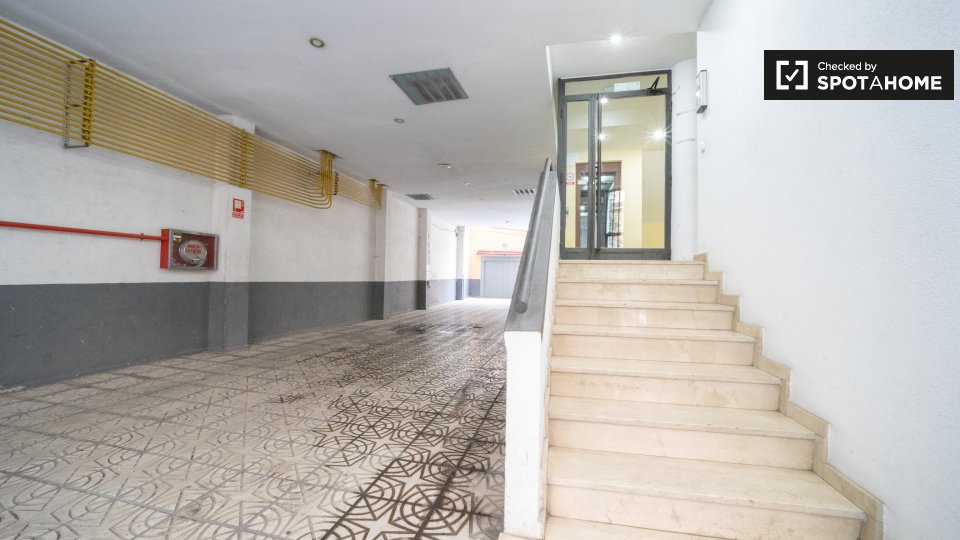 Apartment Madrid, 1 bed, 60m² — photo 3