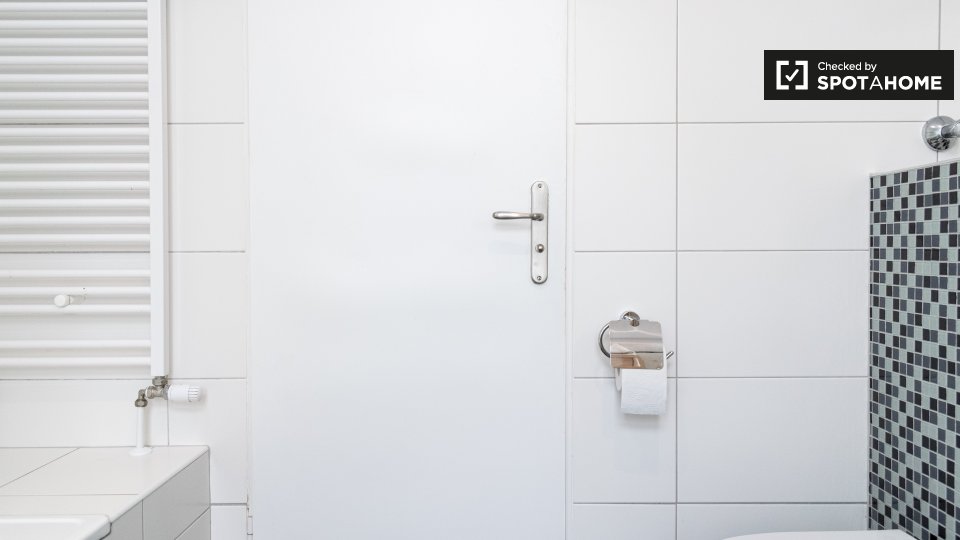 Double room Berlin, 4 beds, 68m² — photo 12