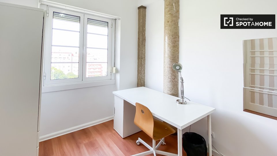 Apartment Lisbon, 11 beds — photo 4
