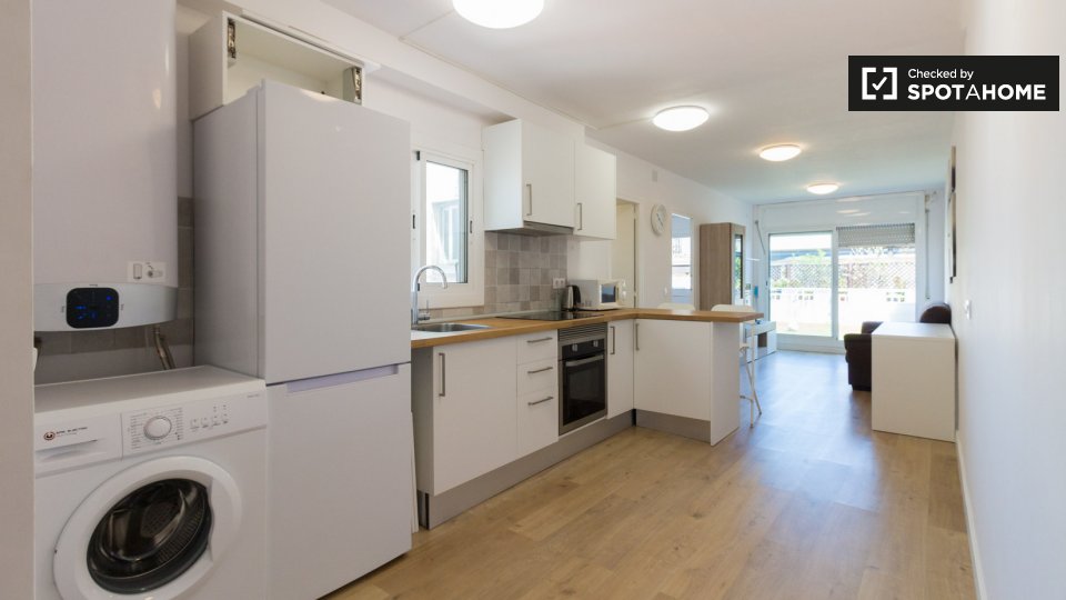 Apartment Barcelona, 2 beds, 50m² — photo 17