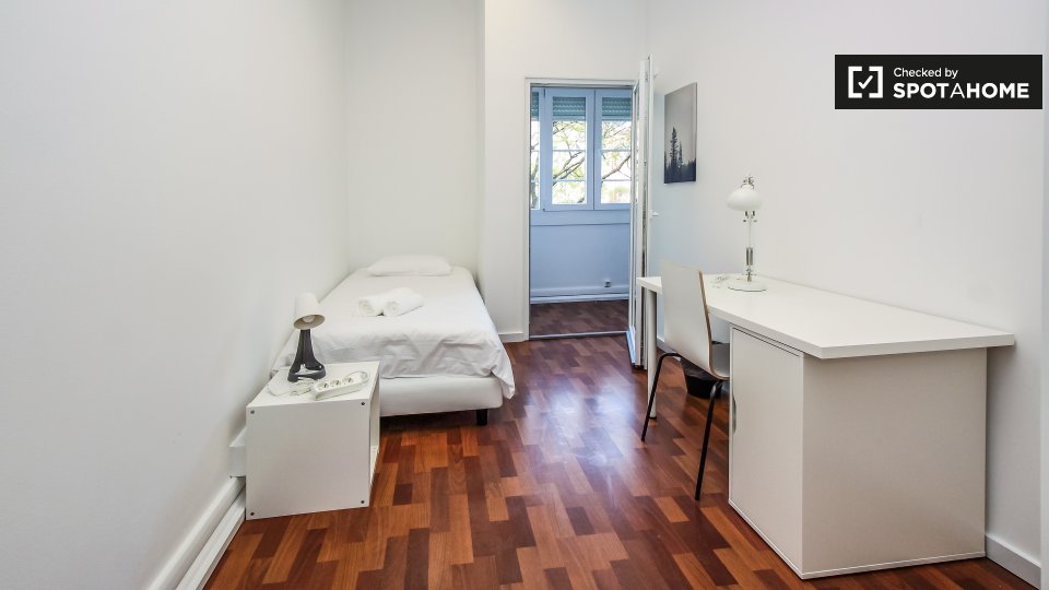 Double room Lisbon, 11 beds — photo 1