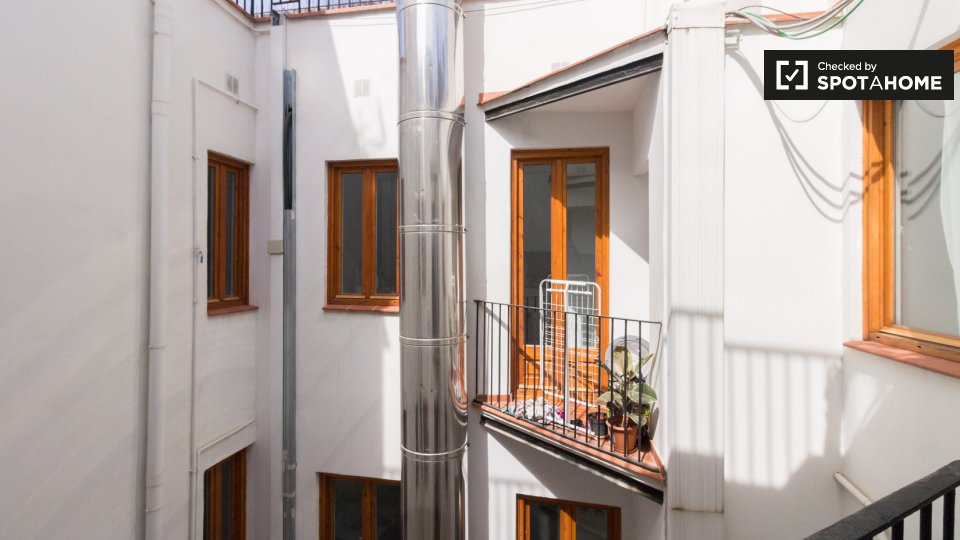 Apartment Barcelona, 3 beds, 130m² — photo 10