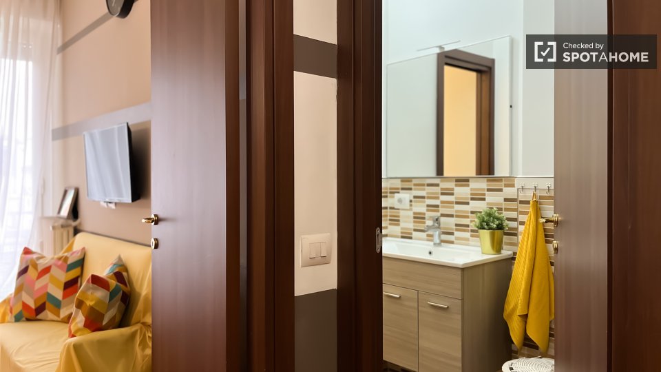 Apartment Milan, 1 bed — photo 18