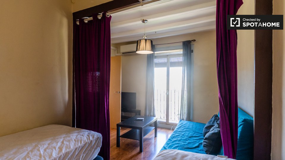 Apartment Barcelona, 1 bed, 50m² — photo 4