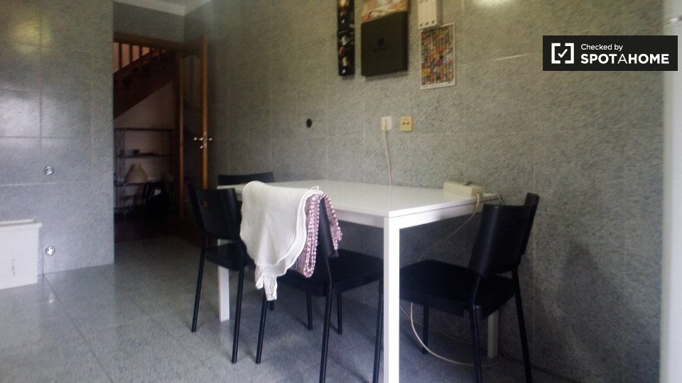 Double room Porto, 2 beds, 70m² — photo 11