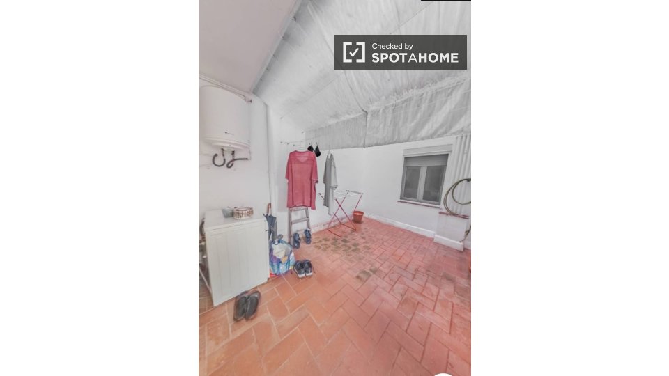 Double room Barcelona, 4 beds — photo 8