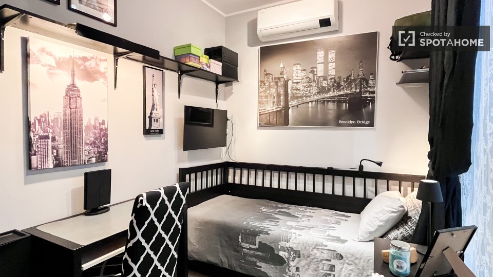 Double room Milan, 2 beds, 75m² — photo 42