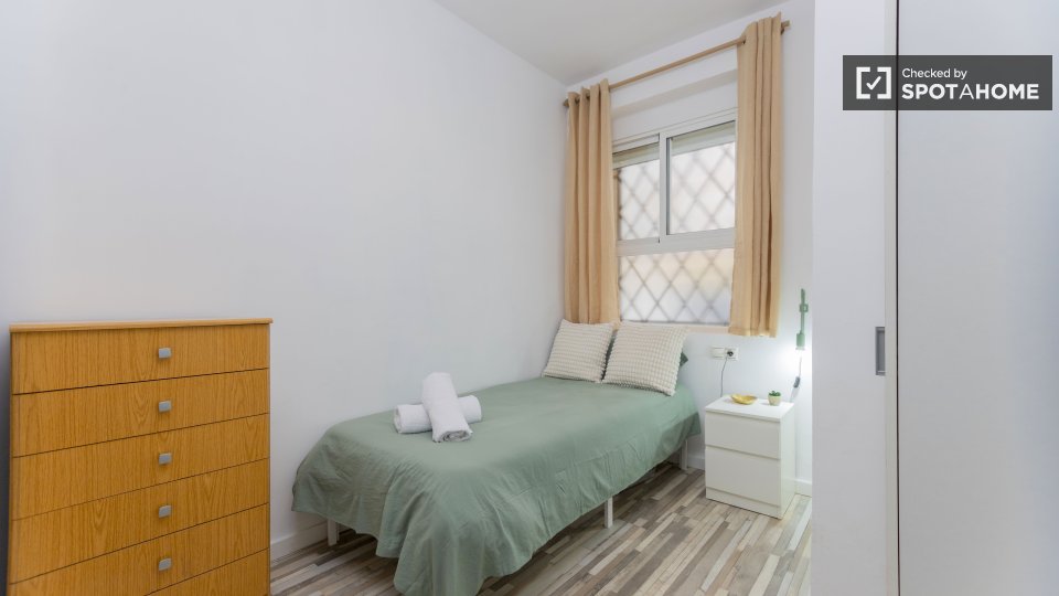 Apartment Valencia, 3 beds, 90m² — photo 38