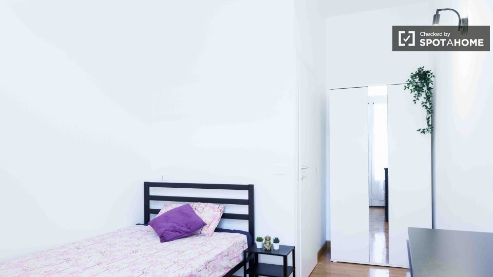 Double room Milan, 3 beds — photo 6