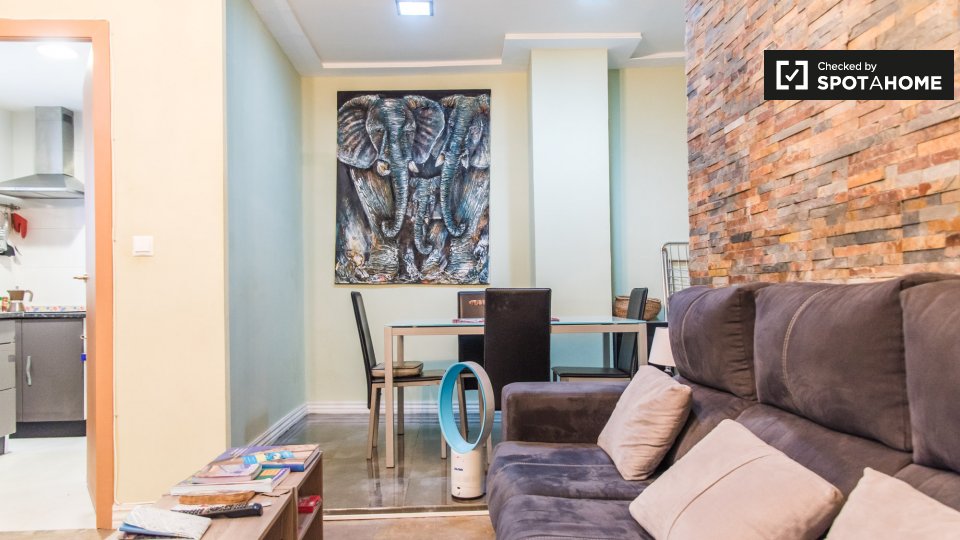 Double room Valencia, 2 beds, 68m² — photo 12