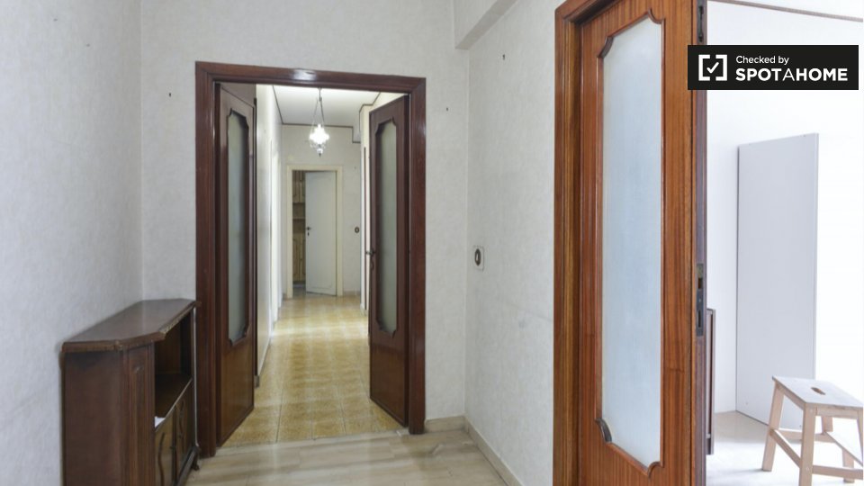 Double room Rome, 5 beds — photo 12