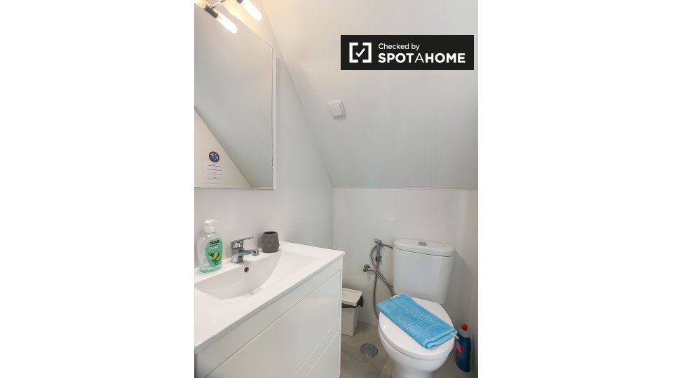 Apartment Lisbon, 2 beds — photo 13
