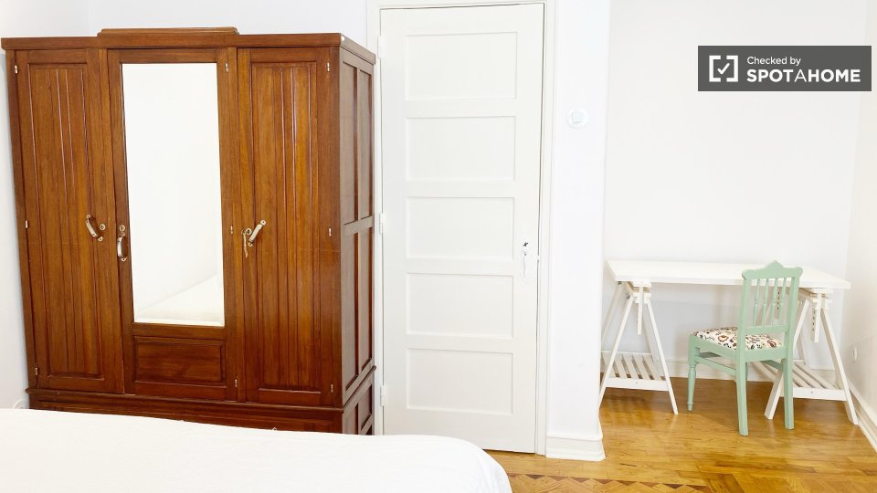 Apartment Lisbon, 1 bed — photo 7