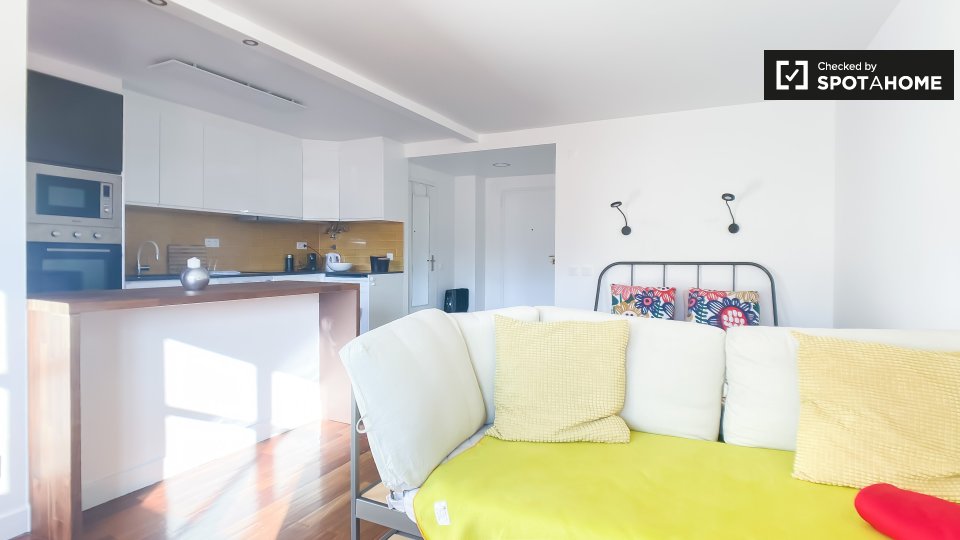 Apartment mono Lisbon, 50m² — photo 3
