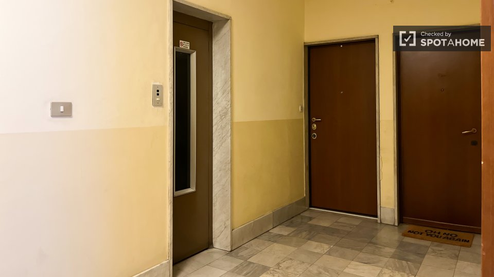 Apartment Milan, 1 bed — photo 9