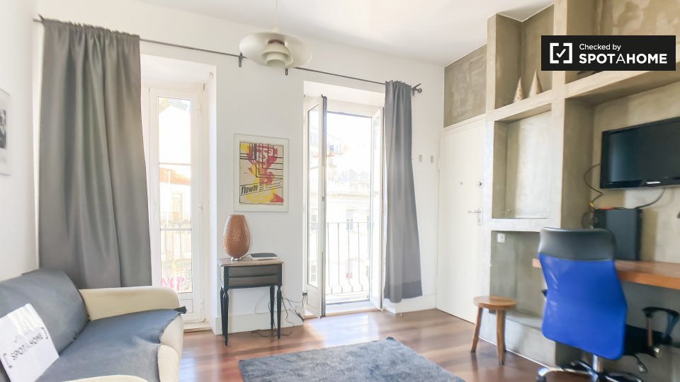Apartment mono Lisbon, 40m² — photo 3