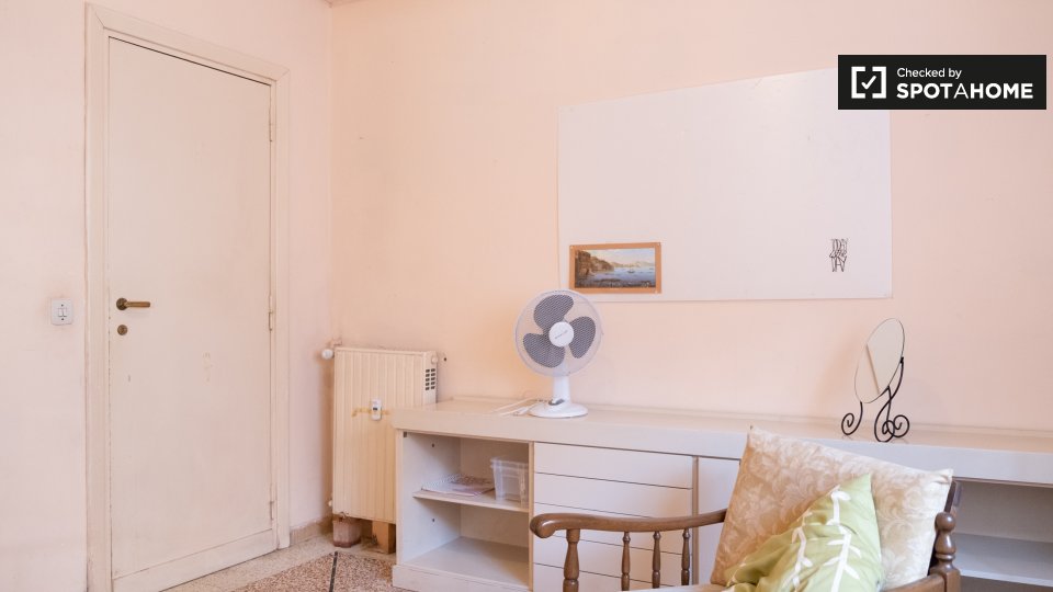 Double room Rome, 5 beds — photo 3