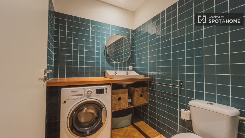 Apartment Porto, 2 beds, 60m² — photo 17