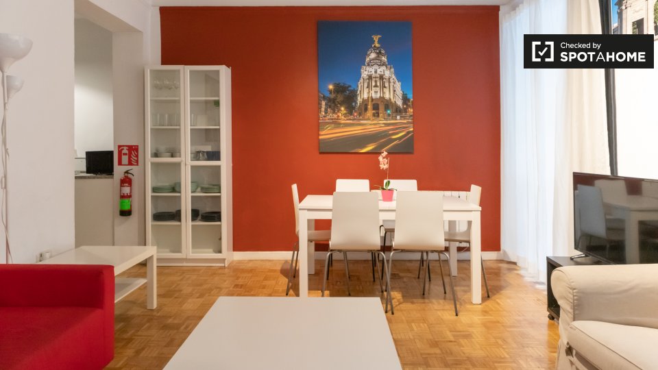 Apartment Madrid, 2 beds, 85m² — photo 1