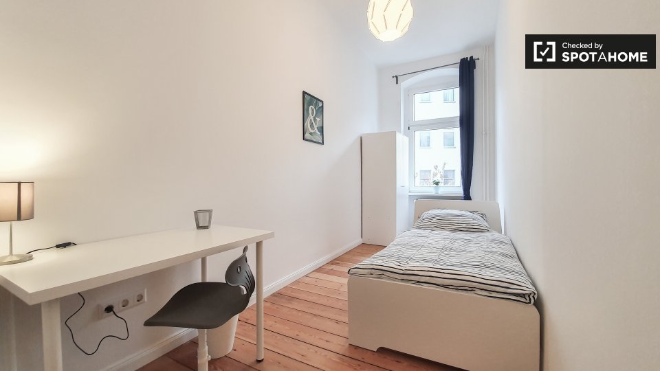 Double room Berlin, 6 beds — photo 7