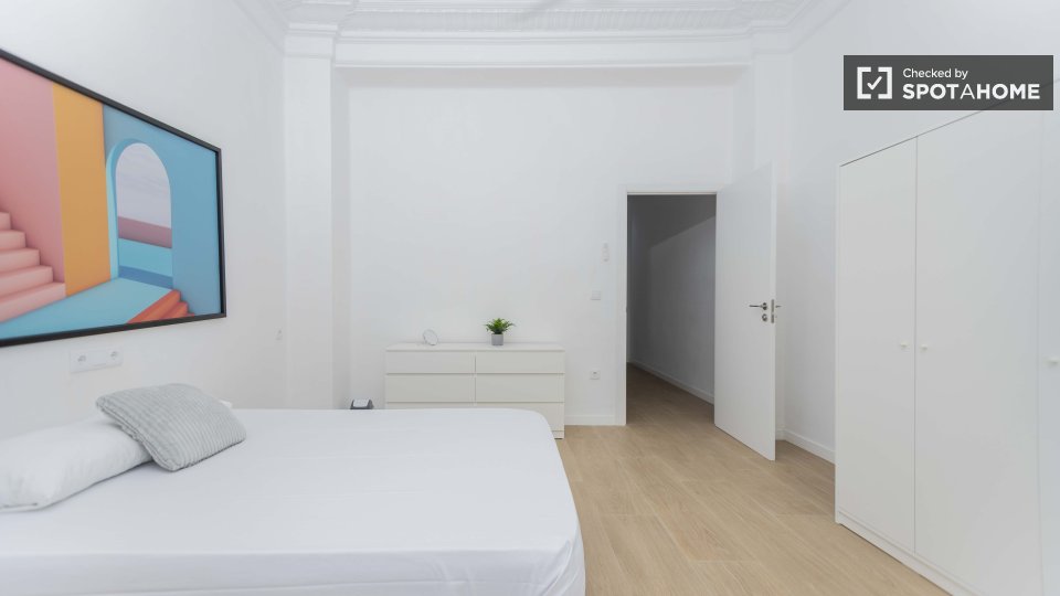 Double room Valencia, 5 beds — photo 3