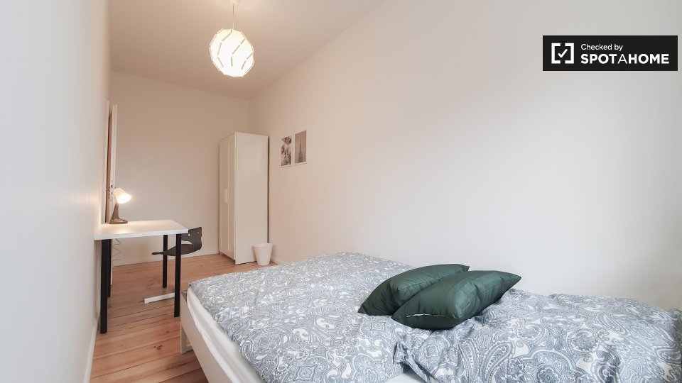 Double room Berlin, 3 beds — photo 2