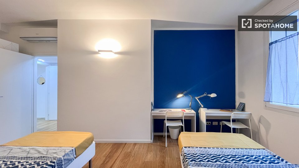 Double room Milan, 2 beds, 65m² — photo 10