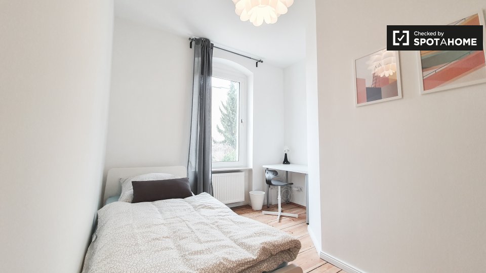 Double room Berlin, 3 beds — photo 14