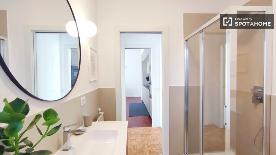 Apartment Milan, 1 bed, 65m² — photo 1