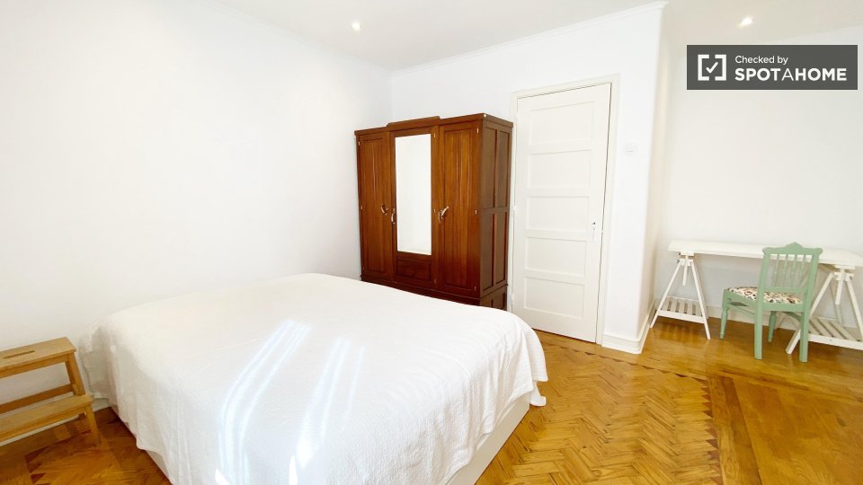Apartment Lisbon, 1 bed — photo 17