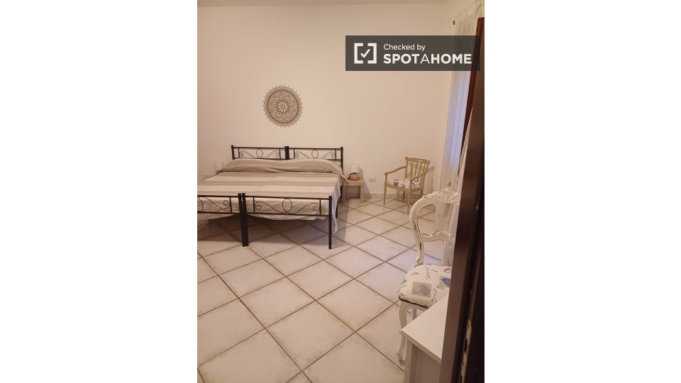 Double room Rome, 16 beds, 200m² — photo 16