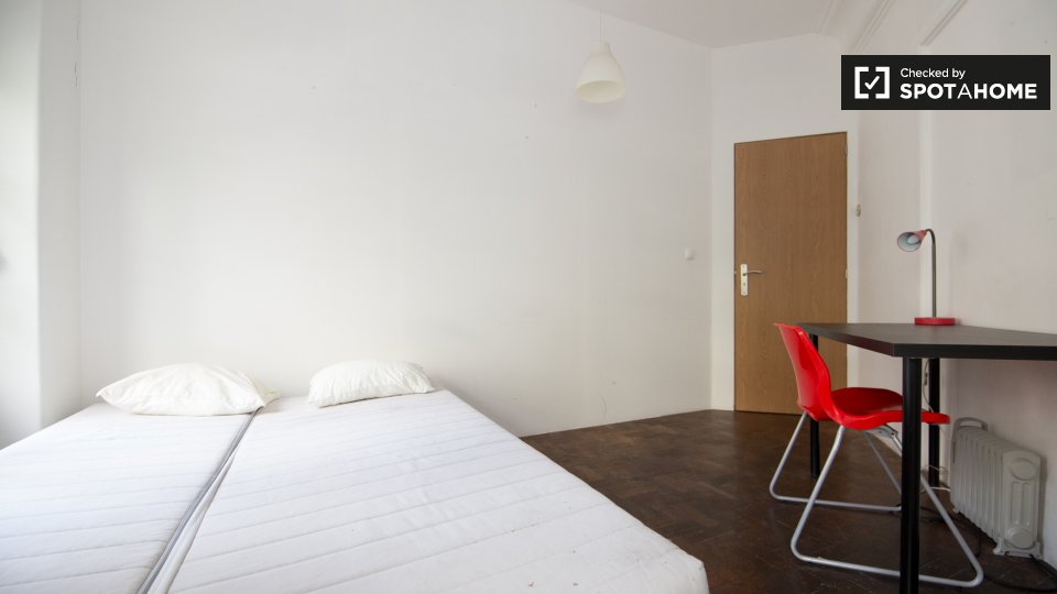 Double room Lisbon, 7 beds, 100m² — photo 2