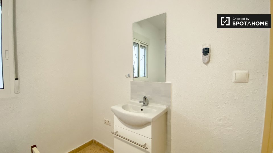 Double room Valencia, 4 beds — photo 3