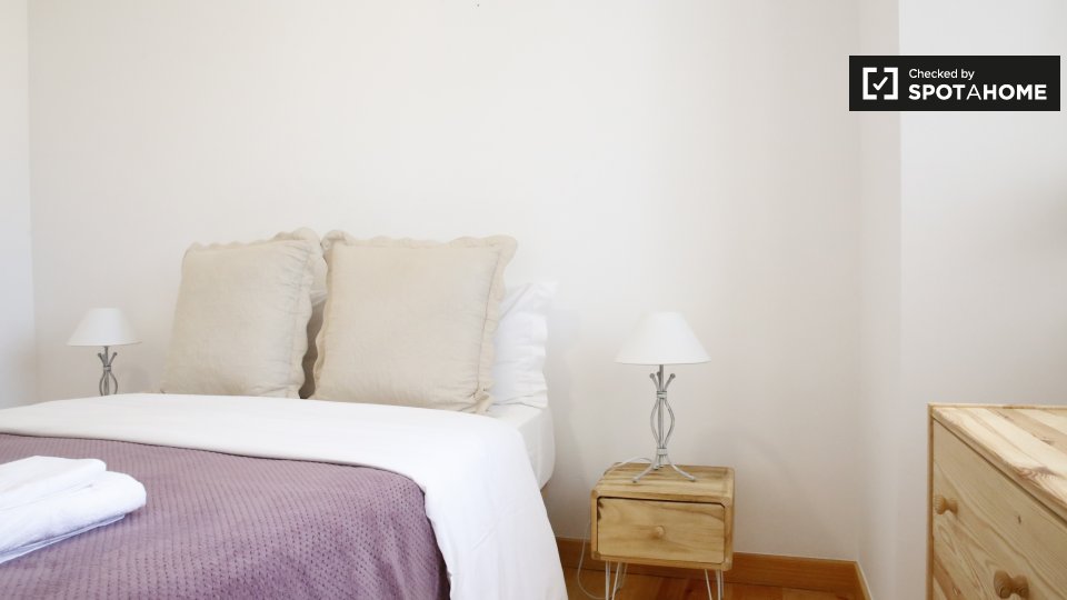 Apartment Lisbon, 2 beds — photo 17