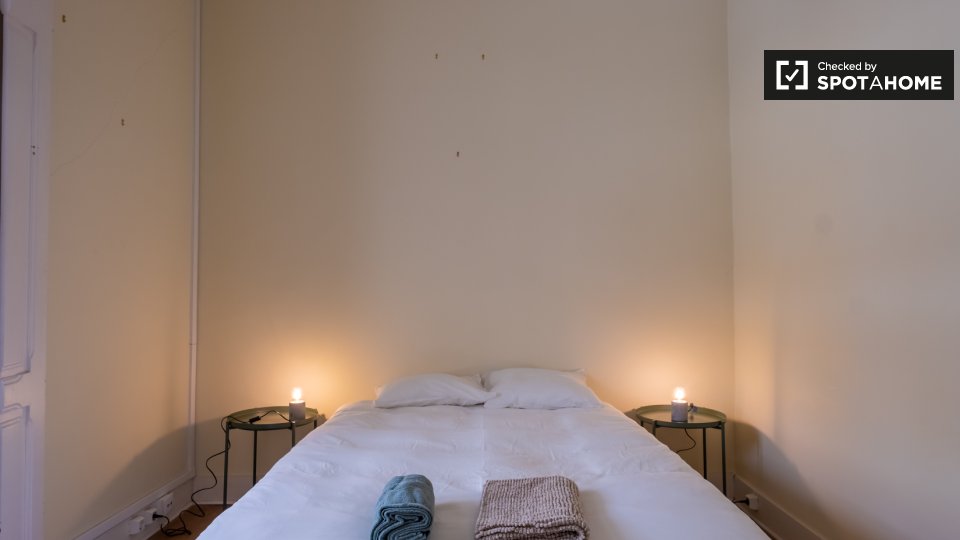 Double room Lisbon, 5 beds — photo 2