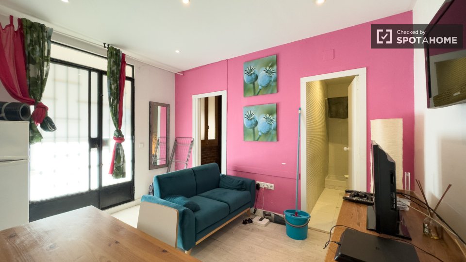 Apartment Barcelona, 2 beds, 36m² — photo 4