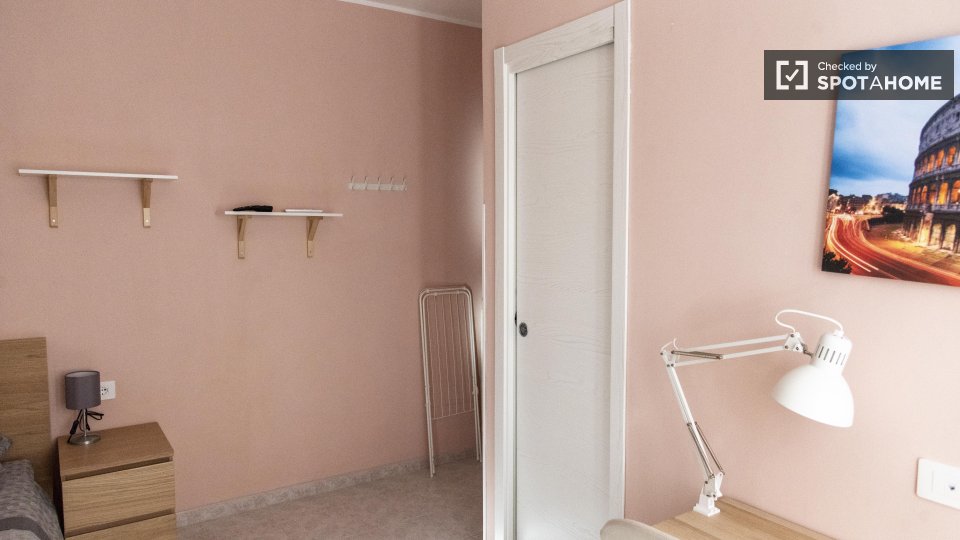 Double room Rome, 3 beds — photo 2