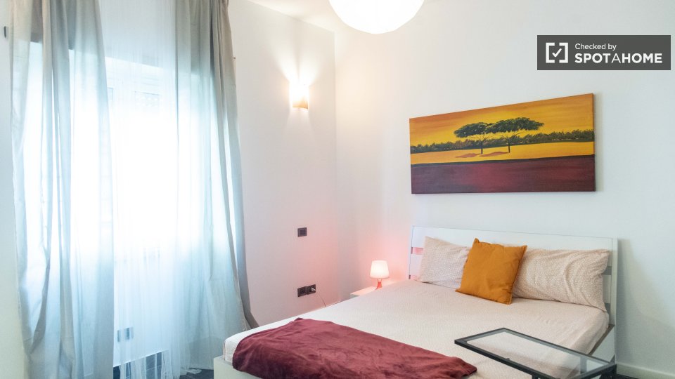 Double room Rome, 4 beds — photo 12