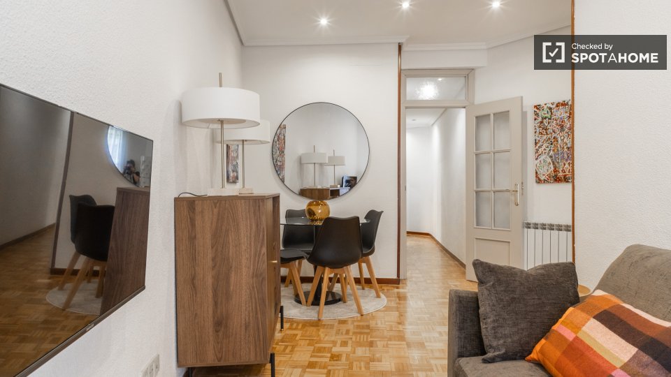 Apartment Madrid, 2 beds — photo 15