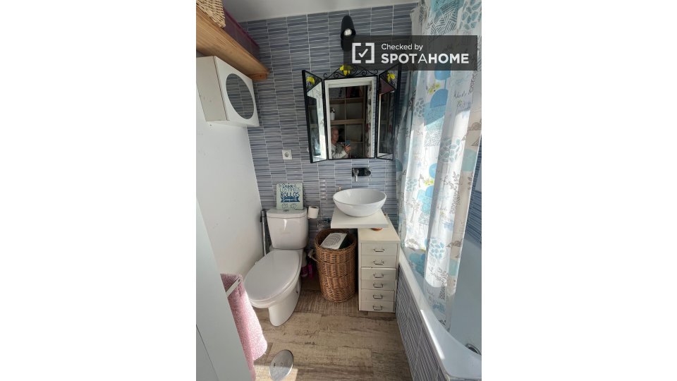 Double room Madrid, 4 beds — photo 19