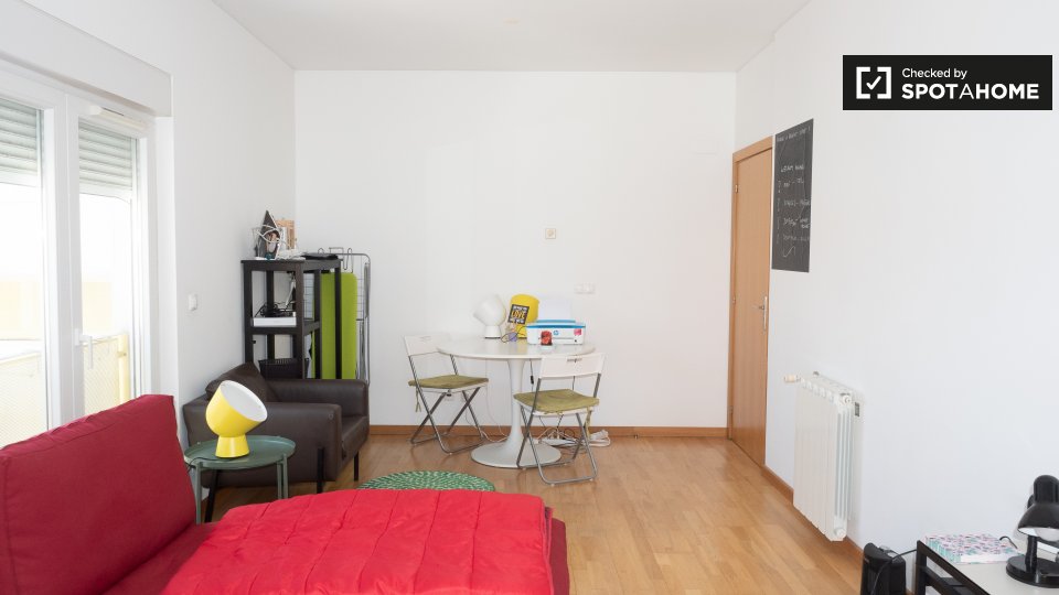 Apartment mono Lisbon, 50m² — photo 11
