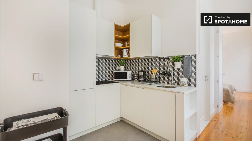 Apartment Porto, 1 bed, 70m² — photo 13
