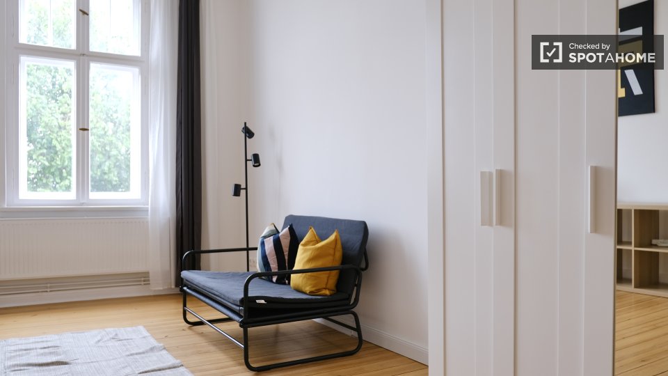 Double room Berlin, 4 beds, 115m² — photo 16