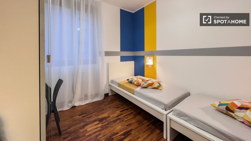Double room Milan, 6 beds, 102m² — photo 2
