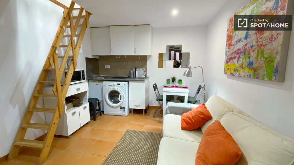 Apartment mono Lisbon — photo 27