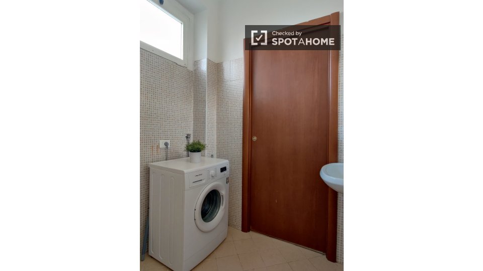 Apartment Milan, 1 bed — photo 2