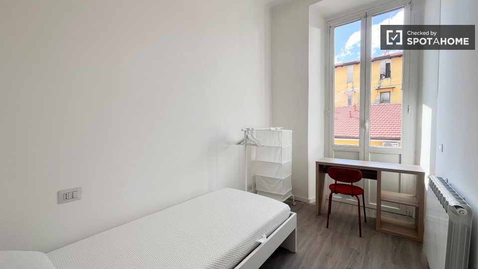 Double room Milan, 4 beds, 90m² — photo 24