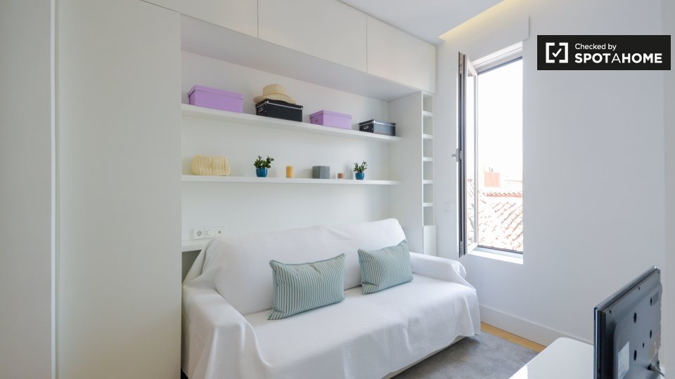 Apartment Madrid, 1 bed, 45m² — photo 1