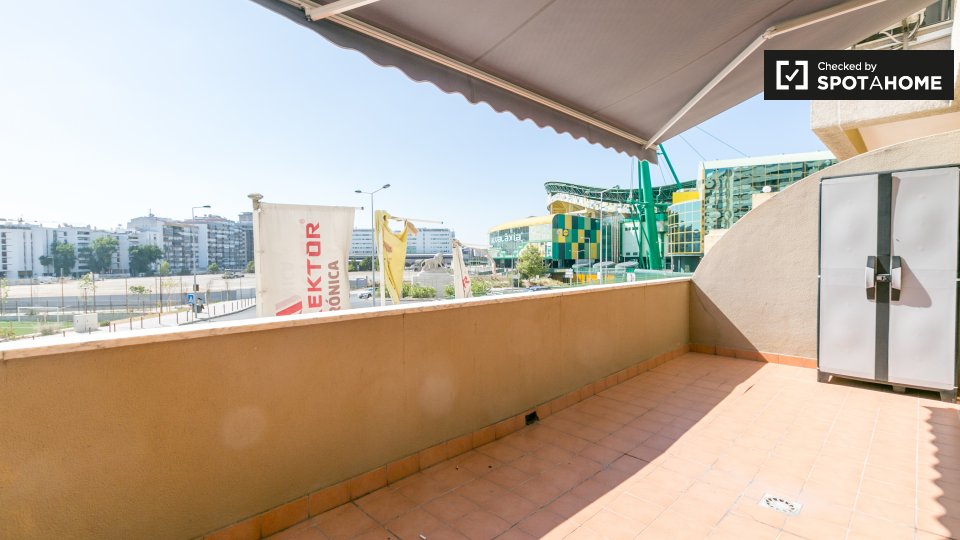 Apartment Lisbon, 1 bed, 90m² — photo 7